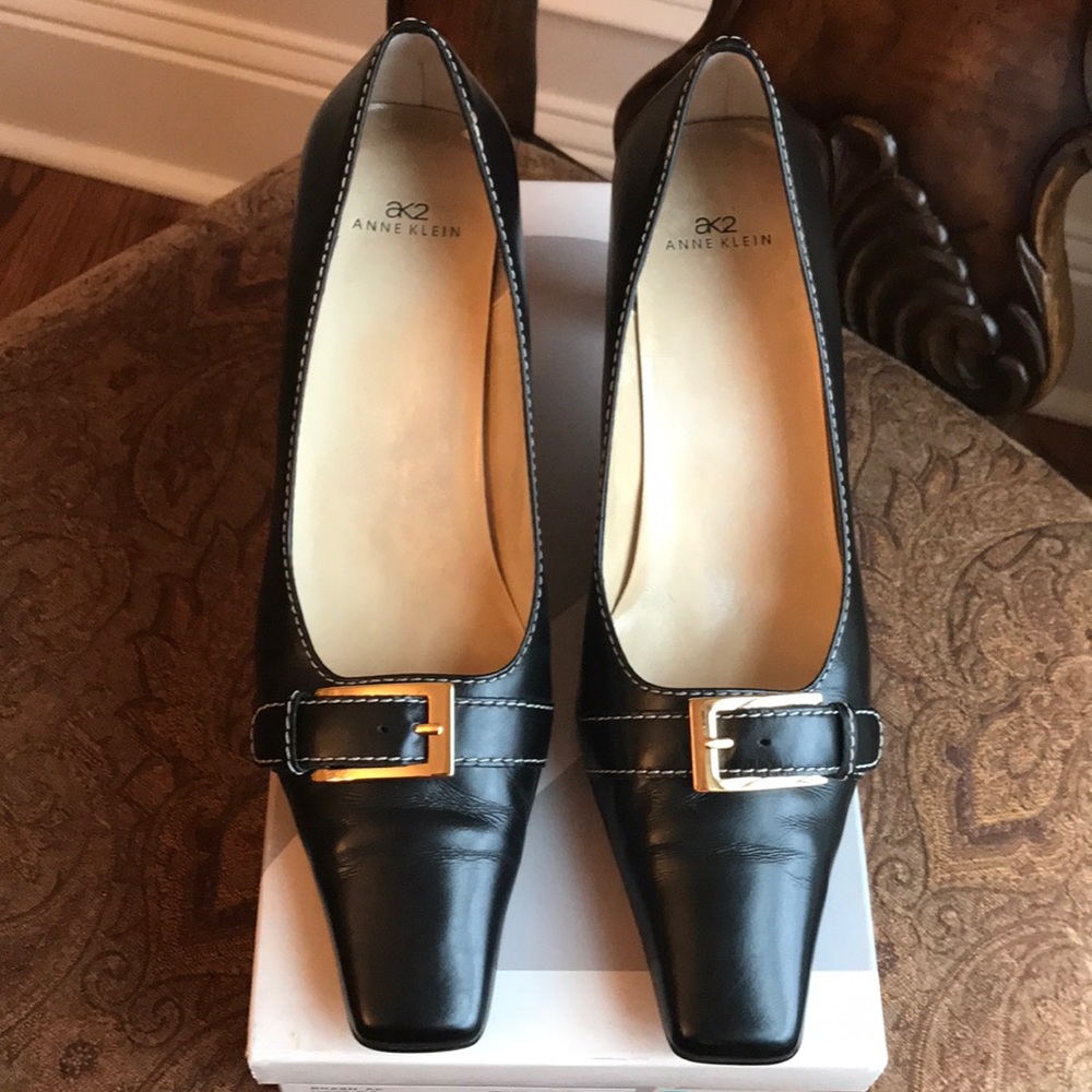 AK2 “Brash” Black Calf Leather Heal Size 9